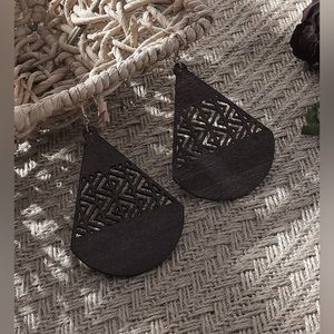 Large Black Water Drop Earrings